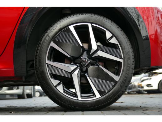 Peugeot 208 HYBRID 100PK 5-DRS GT AUTOMAAT / NAVI / CLIMA / PDC / 17"LMV / CAMERA / KEYLESS / FULL-LED / BLUE... ActivLease financial lease