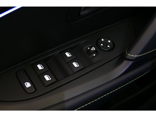 Peugeot 208 HYBRID 100PK 5-DRS GT AUTOMAAT / NAVI / CLIMA / PDC / 17"LMV / CAMERA / KEYLESS / FULL-LED / BLUE... ActivLease financial lease