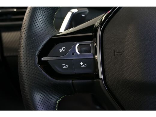 Peugeot 208 HYBRID 100PK 5-DRS GT AUTOMAAT / NAVI / CLIMA / PDC / 17"LMV / CAMERA / KEYLESS / FULL-LED / BLUE... ActivLease financial lease