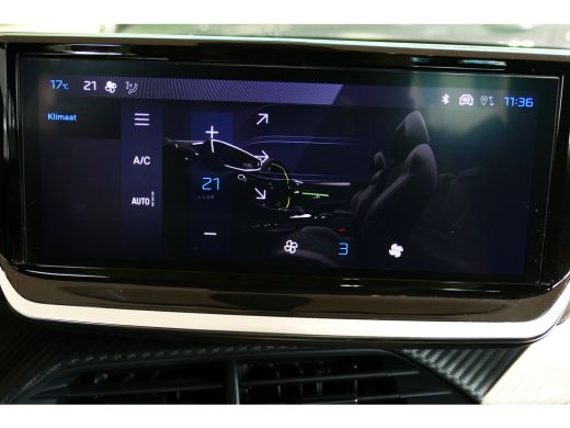 Peugeot 208 HYBRID 100PK 5-DRS GT AUTOMAAT / NAVI / CLIMA / PDC / 17"LMV / CAMERA / KEYLESS / FULL-LED / BLUE... ActivLease financial lease