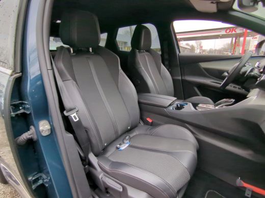 Peugeot 3008 1.2 PureTech GT | Automaat | Navigatie | Camera | NL auto | 30.000km | Stoelverwarming | All seas... ActivLease financial lease