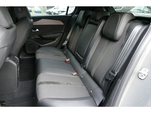 Peugeot 308 1.2 HYBRID 136PK GT AUTOMAAT / NAVI / CLIMA / PDC / 18"LMV / CAMERA / FULL-LED / KEYLESS / BLUETO... ActivLease financial lease