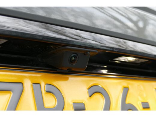 Peugeot 308 1.2 HYBRID 136PK GT AUTOMAAT / NAVI / CLIMA / PDC / 18"LMV / CAMERA / FULL-LED / KEYLESS / BLUETO... ActivLease financial lease