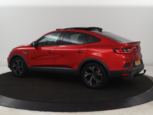 Renault Arkana 1.6 E-Tech hybrid 145 E-Tech engineered | Panoramadak | Stoelverwarming | Trekhaak | Leder/Alcant... ActivLease financial lease