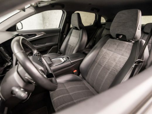 Renault Austral 1.2 mild hybrid Techno Automaat (APPLE CARPLAY, GROOT NAVI, CAMERA, STOELVERWARMING, KEYLESS, ZWA... ActivLease financial lease