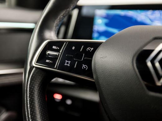 Renault Austral 1.2 mild hybrid Techno Automaat (APPLE CARPLAY, GROOT NAVI, CAMERA, STOELVERWARMING, KEYLESS, ZWA... ActivLease financial lease