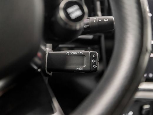 Renault Austral 1.2 mild hybrid Techno Automaat (APPLE CARPLAY, GROOT NAVI, CAMERA, STOELVERWARMING, KEYLESS, ZWA... ActivLease financial lease