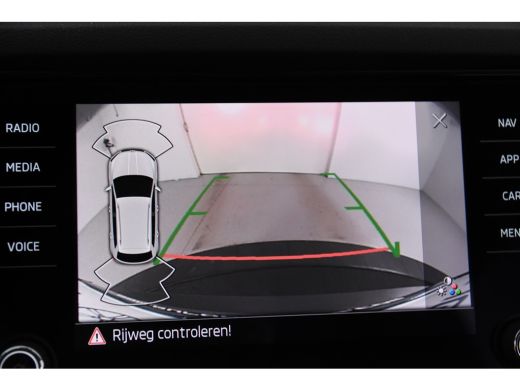 Skoda Karoq 1.5 TSI DSG *1ste Eigenaar*Navi*Stoelverwarming*Camera* ActivLease financial lease