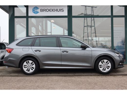 Skoda Octavia Combi 1.0 TSI Business Edition 110PK Trekhaak | Cruise control | Draadloze telefoonlader | Keyles... ActivLease financial lease