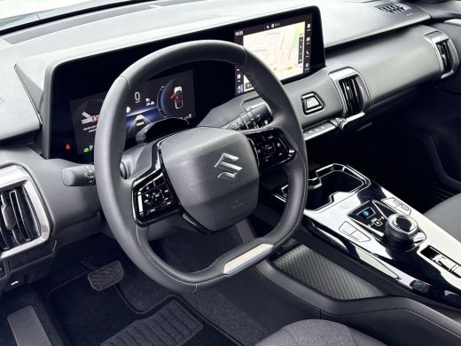 Suzuki e Vitara Select 61 kWh **ARTIC WHITE/ ELEKTRISCH/ DIRECT LEVERBAAR** ActivLease financial lease