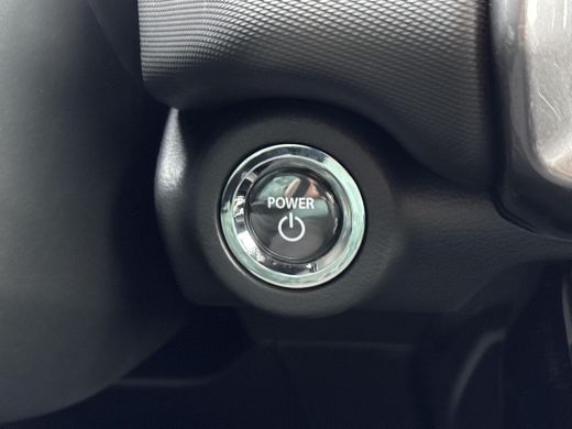 Suzuki e Vitara Select 61 kWh **ARTIC WHITE/ ELEKTRISCH/ DIRECT LEVERBAAR** ActivLease financial lease