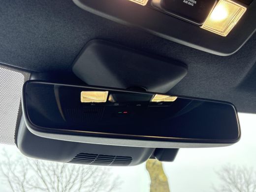 Suzuki e Vitara Select 61 kWh **ARTIC WHITE/ ELEKTRISCH/ DIRECT LEVERBAAR** ActivLease financial lease