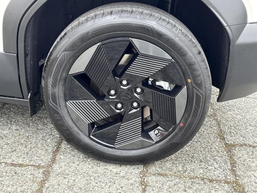 Suzuki e Vitara Select 61 kWh **ARTIC WHITE/ ELEKTRISCH/ DIRECT LEVERBAAR** ActivLease financial lease