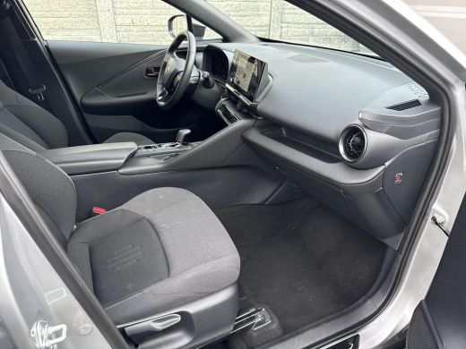 Toyota C-HR 1.8 Hybrid 140 Dynamic | Navigatie | Apple CarPlay/Android auto | Achteruitrijcamera | Stuur en s... ActivLease financial lease