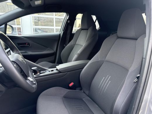 Toyota C-HR 1.8 Hybrid 140 Dynamic | Navigatie | Apple CarPlay/Android auto | Achteruitrijcamera | Stuur en s... ActivLease financial lease