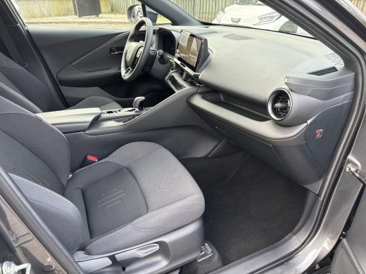 Toyota C-HR 1.8 Hybrid 140 First Edition | Navigatie | Apple CarPlay/Android auto | 360 graden camera ActivLease financial lease