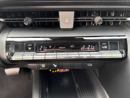 Toyota C-HR 1.8 Hybrid 140 First Edition | Navigatie | Apple CarPlay/Android auto | 360 graden camera ActivLease financial lease