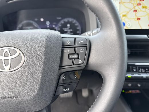 Toyota C-HR 1.8 Hybrid 140 First Edition | Navigatie | Apple CarPlay/Android auto | 360 graden camera ActivLease financial lease
