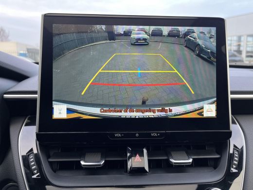 Toyota Corolla Cross Hybrid 200 Style | Navigatie | Apple CarPlay/Android auto | Panoramadak | Trekhaak | Achteruitrij... ActivLease financial lease