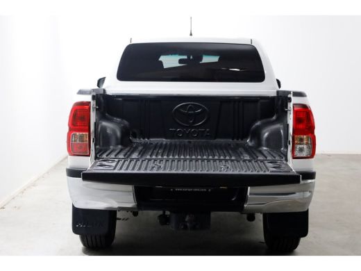 Toyota Hilux 2.4 D-4D-F 150pk E6 4WD 4x4 Double Cab Automaat 2/5-Persoons 08-2019 ActivLease financial lease