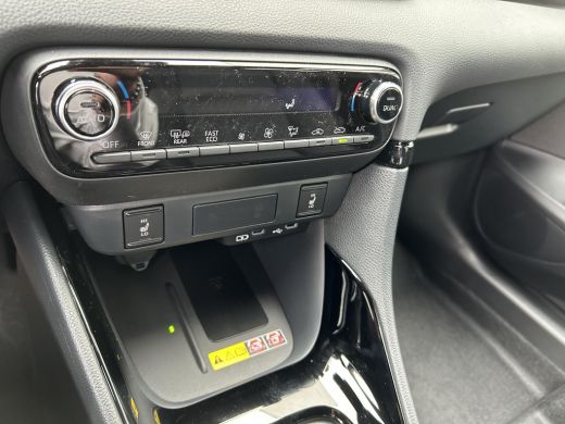 Toyota Yaris 1.5 Hybrid 130 Executive ActivLease financial lease