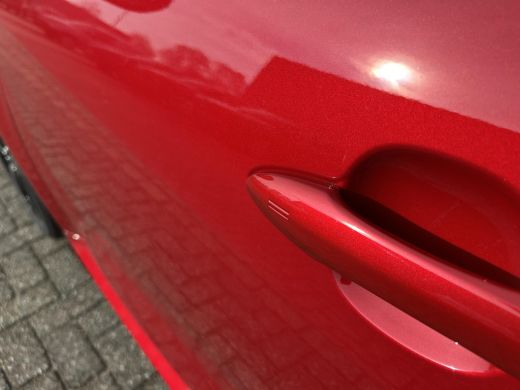 Toyota Yaris 1.5 Hybrid 130 Executive ActivLease financial lease