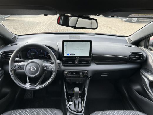 Toyota Yaris 1.5 Hybrid 130 Executive ActivLease financial lease