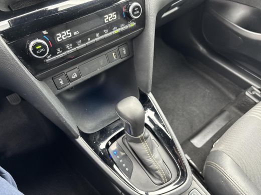 Toyota Yaris Cross 1.5 Hybrid Adventure AWD ActivLease financial lease