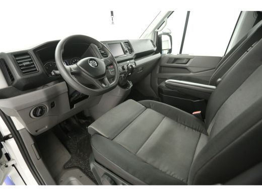 Volkswagen Crafter 2.0 TDI L3H3 | Laadklep | Airco | Camera | Cruise | Carplay | Parkeersensoren ActivLease financial lease