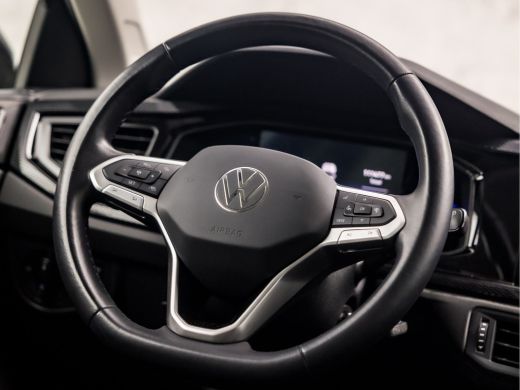 Volkswagen Polo 1.0 TSI Life Sport (VIRTUAL COCKPIT, APPLE CARPLAY, GROOT NAVI, CLIMATE, STOELVERWARMING, CAMERA,... ActivLease financial lease