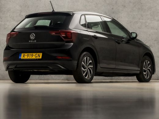 Volkswagen Polo 1.0 TSI Life Sport (VIRTUAL COCKPIT, APPLE CARPLAY, GROOT NAVI, CLIMATE, STOELVERWARMING, CAMERA,... ActivLease financial lease