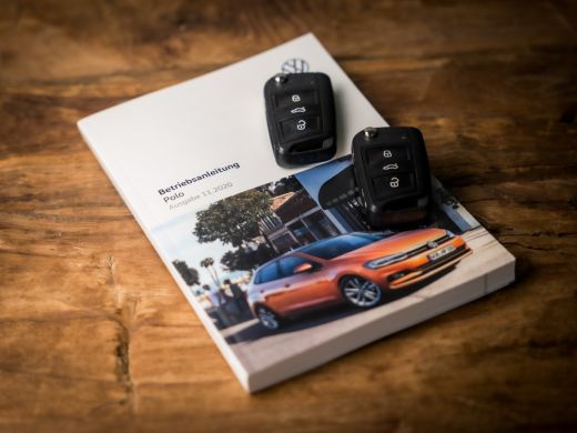 Volkswagen Polo 1.0 TSI Sportline Automaat (GROOT NAVI, ADAPTIVE CRUISE, PARKEERSENSOREN, SPORTSTOELEN, LM VELGEN... ActivLease financial lease