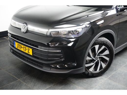 Volkswagen Tiguan 1.5 eTSI 150PK DSG-7 Life Edition | TREKHAAK | CAMERA | STANDKACHEL | STUUR + STOELVERW. | APP CO... ActivLease financial lease