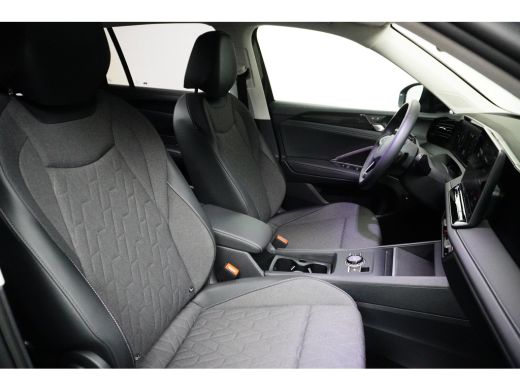 Volkswagen Tiguan 1.5 eTSI 150PK DSG-7 Life Edition | TREKHAAK | CAMERA | STANDKACHEL | STUUR + STOELVERW. | APP CO... ActivLease financial lease