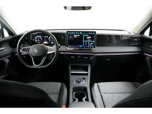 Volkswagen Tiguan 1.5 eTSI 150PK DSG-7 Life Edition | TREKHAAK | CAMERA | STANDKACHEL | STUUR + STOELVERW. | APP CO... ActivLease financial lease