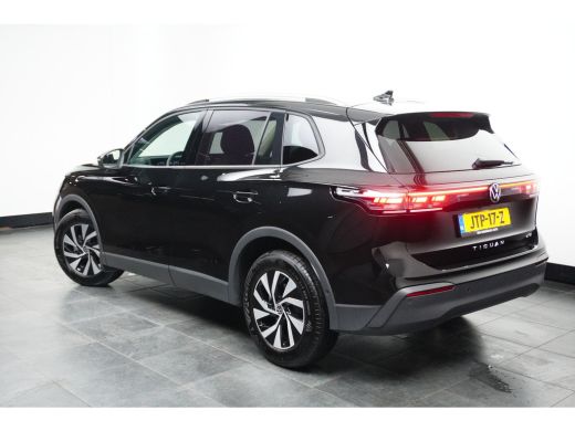 Volkswagen Tiguan 1.5 eTSI 150PK DSG-7 Life Edition | TREKHAAK | CAMERA | STANDKACHEL | STUUR + STOELVERW. | APP CO... ActivLease financial lease