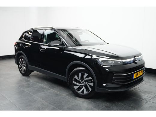 Volkswagen Tiguan 1.5 eTSI 150PK DSG-7 Life Edition | TREKHAAK | CAMERA | STANDKACHEL | STUUR + STOELVERW. | APP CO... ActivLease financial lease
