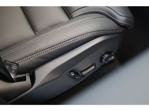 Volvo  XC90 T8 455PK Ultra Black Edition Executive | HEICO! | Trekhaak |  Luchtvering | Panormadak | 22'' | 3... ActivLease financial lease
