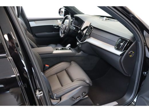 Volvo  XC90 T8 455PK Ultra Black Edition Executive | HEICO! | Trekhaak |  Luchtvering | Panormadak | 22'' | 3... ActivLease financial lease