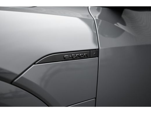 Audi Q8 Sportback e-tron 55 quattro S Edition Competition 115 kWh Audi Exclusive lak ActivLease financial lease