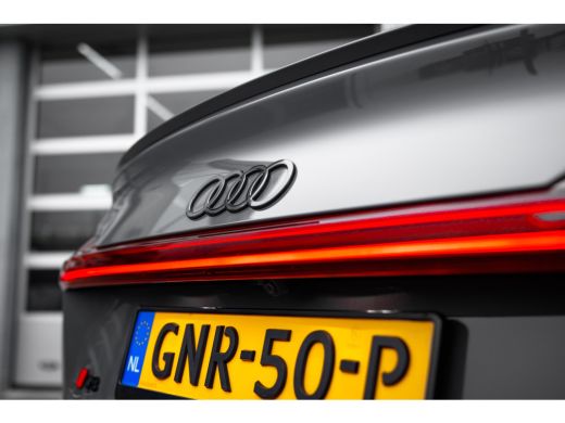 Audi Q8 Sportback e-tron 55 quattro S Edition Competition 115 kWh Audi Exclusive lak ActivLease financial lease