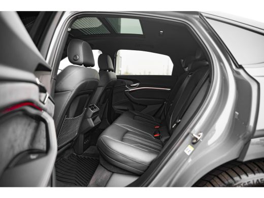 Audi Q8 Sportback e-tron 55 quattro S Edition Competition 115 kWh Audi Exclusive lak ActivLease financial lease