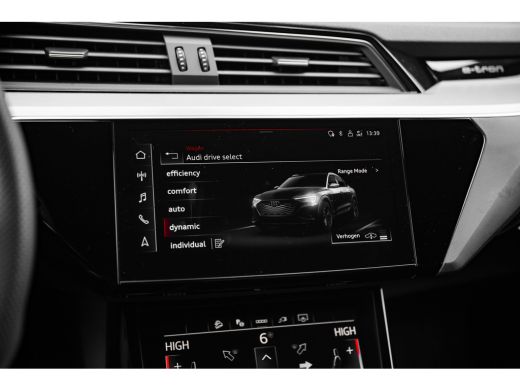 Audi Q8 Sportback e-tron 55 quattro S Edition Competition 115 kWh Audi Exclusive lak ActivLease financial lease