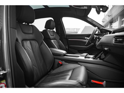 Audi Q8 Sportback e-tron 55 quattro S Edition Competition 115 kWh Audi Exclusive lak ActivLease financial lease