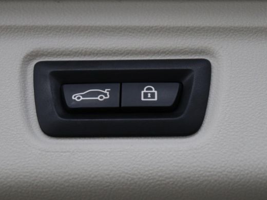 BMW 3 Serie 330i High Executive Edition | 360 Camera | Leder | Harman/Kardon | Stoelverwarming | Camera | Car... ActivLease financial lease