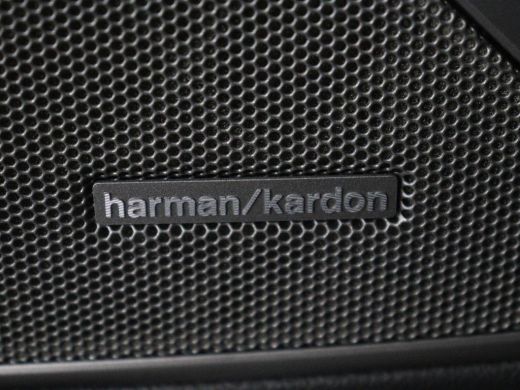 BMW 3 Serie 330i High Executive Edition | 360 Camera | Leder | Harman/Kardon | Stoelverwarming | Camera | Car... ActivLease financial lease