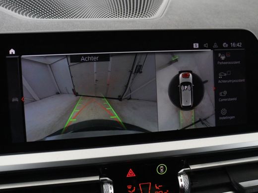 BMW 3 Serie 330i High Executive Edition | 360 Camera | Leder | Harman/Kardon | Stoelverwarming | Camera | Car... ActivLease financial lease