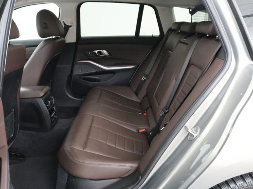 BMW 3 Serie 330i High Executive Edition | 360 Camera | Leder | Harman/Kardon | Stoelverwarming | Camera | Car... ActivLease financial lease