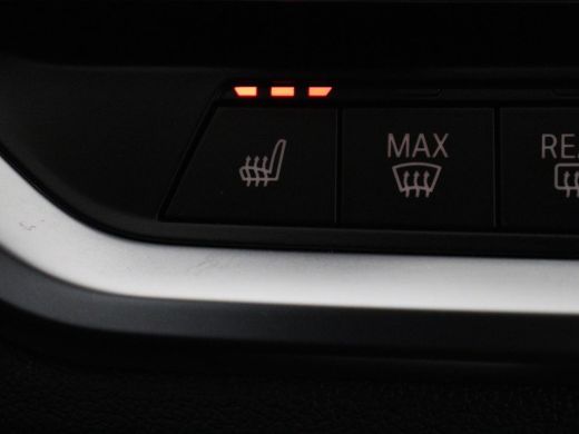 BMW 3 Serie 330i High Executive Edition | 360 Camera | Leder | Harman/Kardon | Stoelverwarming | Camera | Car... ActivLease financial lease