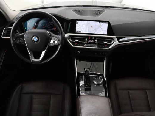 BMW 3 Serie 330i High Executive Edition | 360 Camera | Leder | Harman/Kardon | Stoelverwarming | Camera | Car... ActivLease financial lease